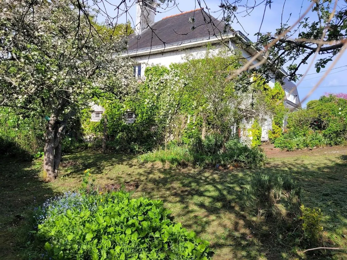 Maison Calme Avec Jardin Fleuri فان 0*,  فرنسا